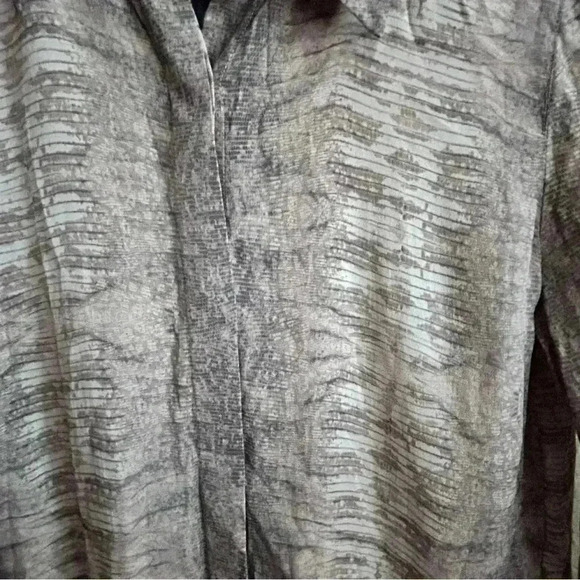 Lafayette 148 New York Long Sleeve Button Down Top - Picture 7 of 10